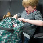 1649403